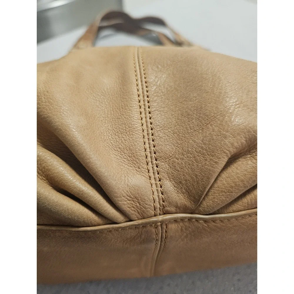 Sigrid Olsen Vintage HoBo‎ Camel Color Leather Shoulder Bag Good Clean